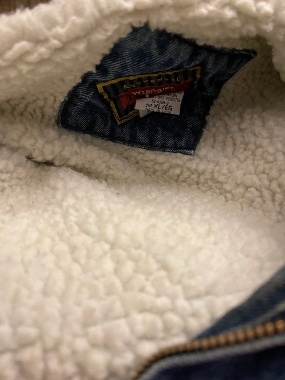 Wrangler Blue Denim Jacket with Brown Corduroy Collar - Picture 6 of 6